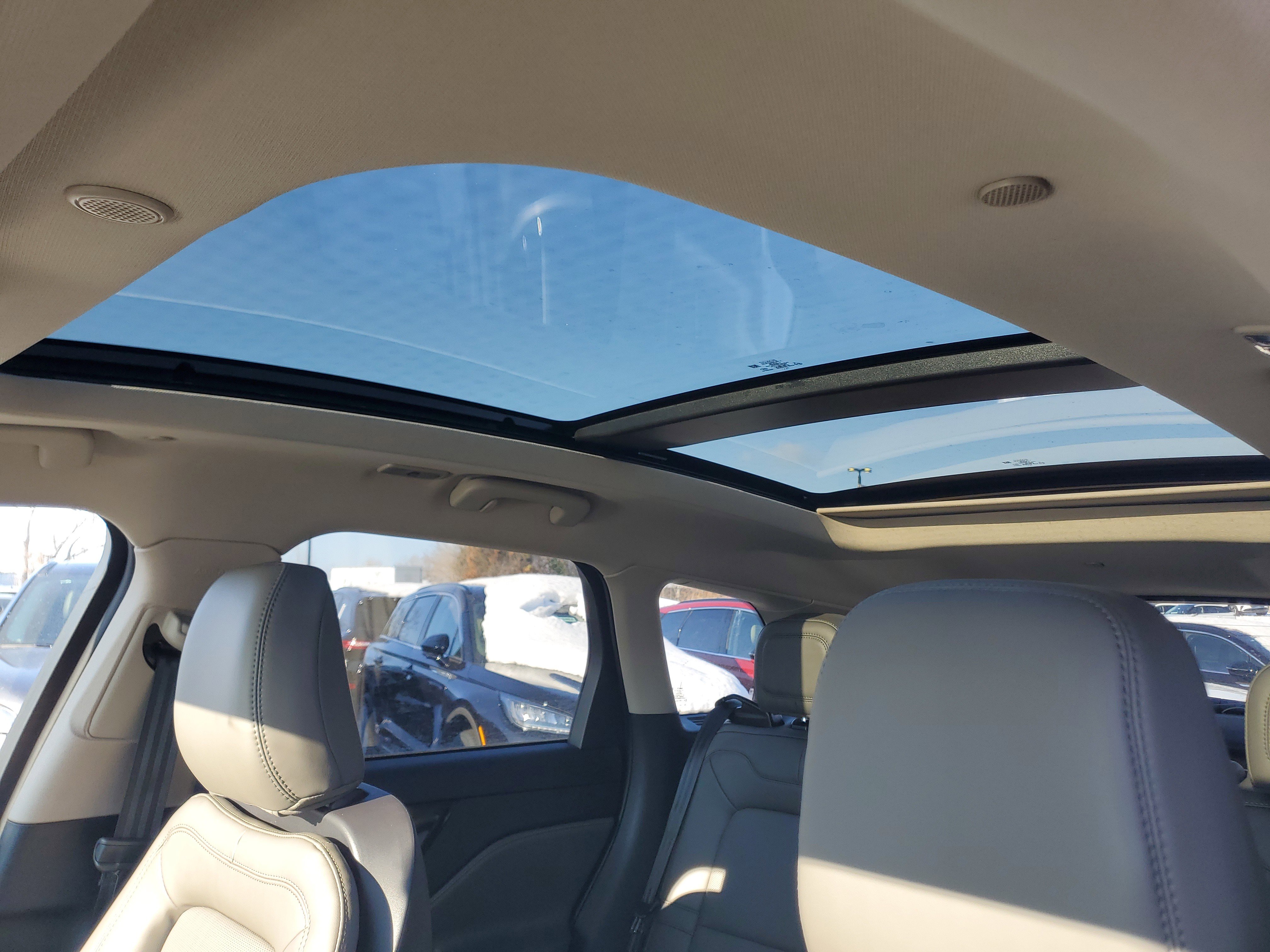 New 2026 Lincoln Corsair Premiere image 11