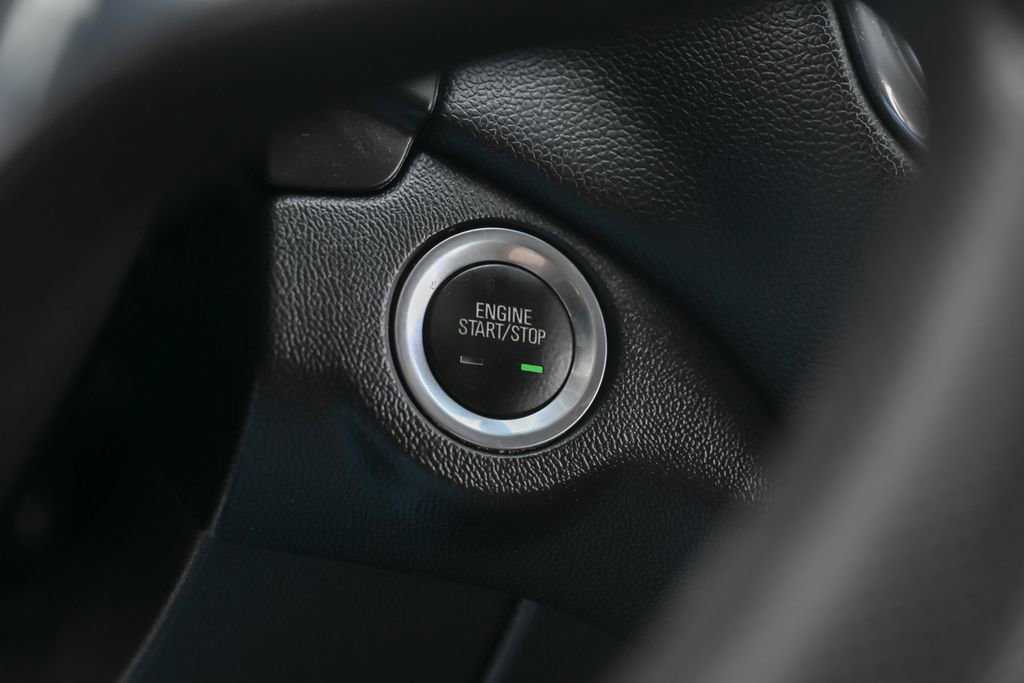 Used 2020 Chevrolet Equinox LT FWD image 24
