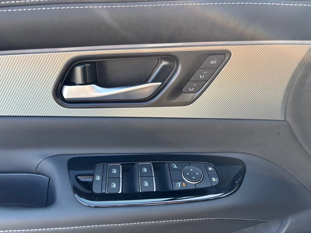 New 2025 Nissan Murano SL AWD/4WD image 16