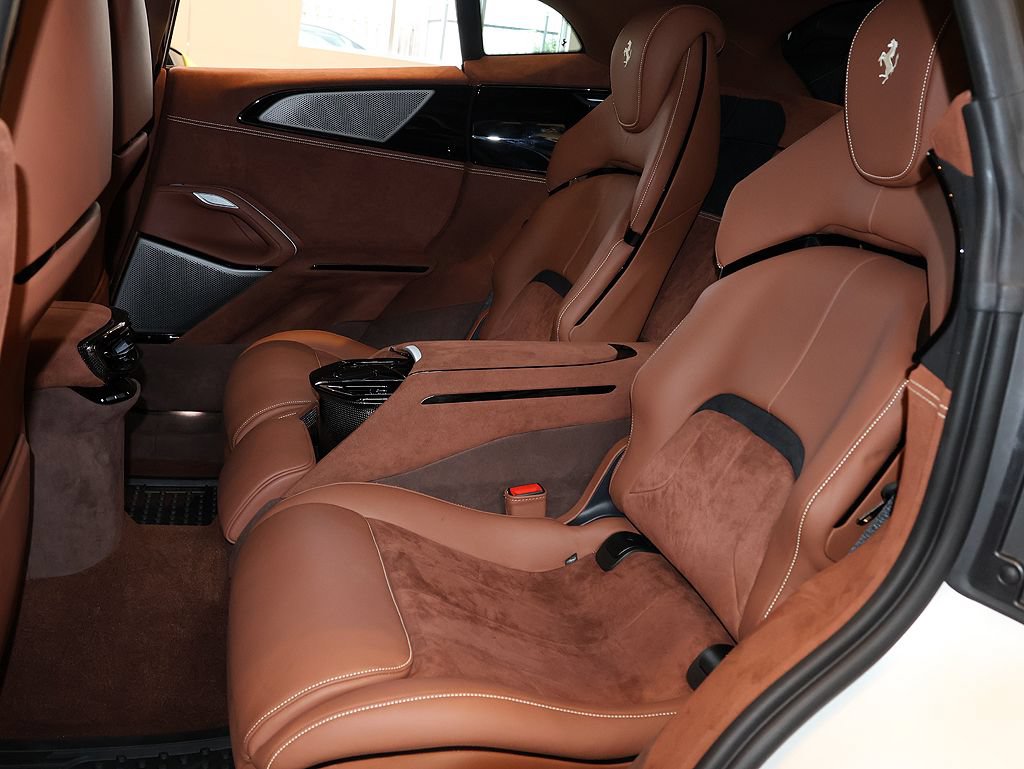 Certified 2025 Ferrari Purosangue AWD/4WD image 42