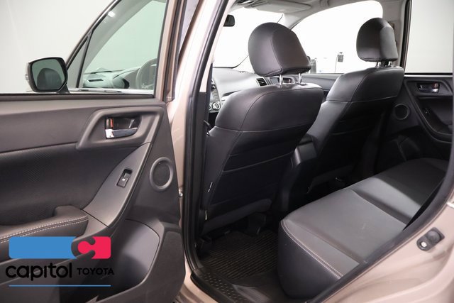 Used 2016 Subaru Forester 2.5i Touring w/ Rugged Package #2 AWD/4WD image 30