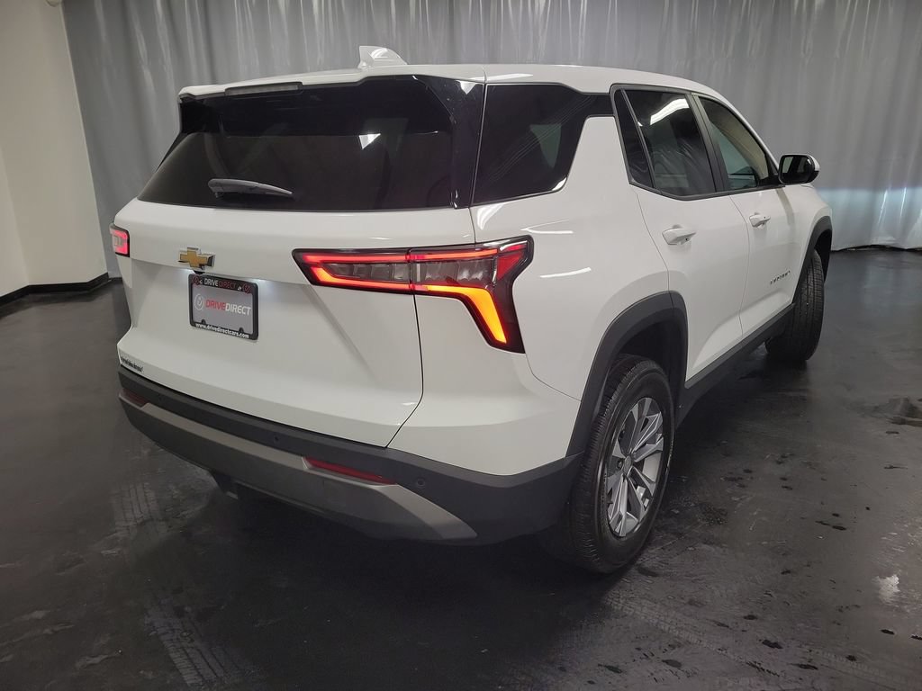Used 2025 Chevrolet Equinox LT FWD image 8