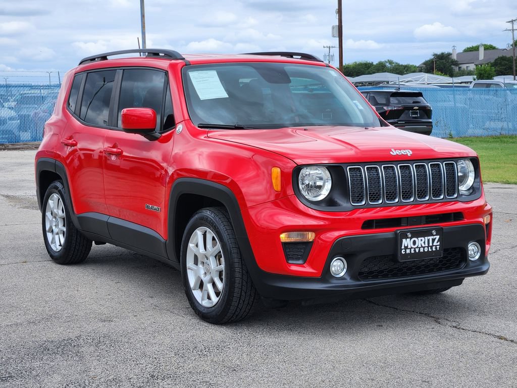 Used 2019 Jeep Renegade Latitude FWD image 3