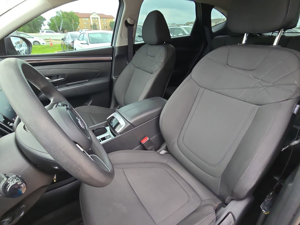 Certified 2024 Hyundai Tucson SE image 14