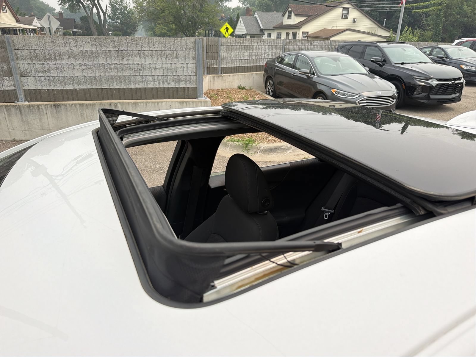 Used 2020 Chevrolet Malibu LT FWD image 21