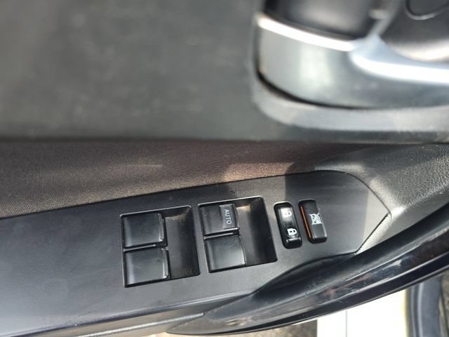 Used 2017 Toyota Corolla iM w/ All-Weather Mat Package FWD image 14