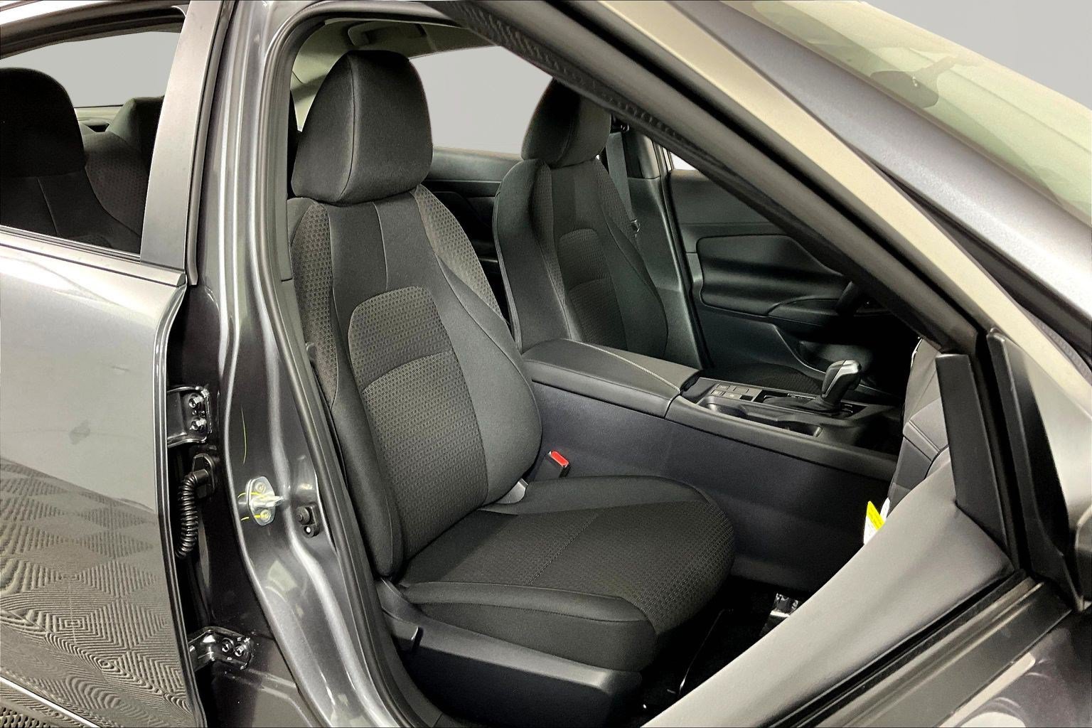 New 2026 Nissan Sentra S w/ Floor Mat Package FWD image 18