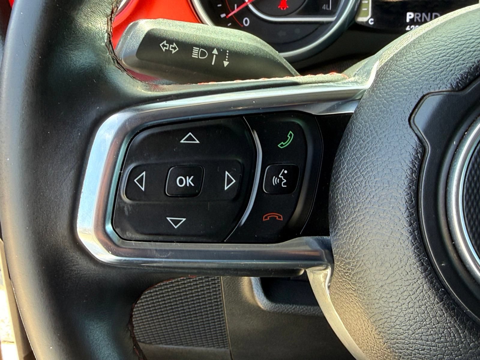Used 2018 Jeep Wrangler Unlimited Rubicon AWD/4WD image 27