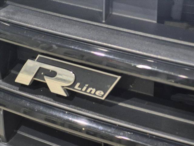 Used 2019 Volkswagen Jetta R-Line w/ R-Line Cold Weather Package FWD image 7