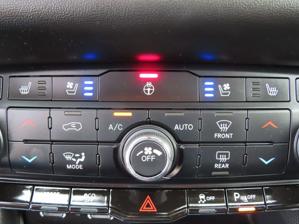 Used 2025 Dodge Durango R/T AWD/4WD image 9