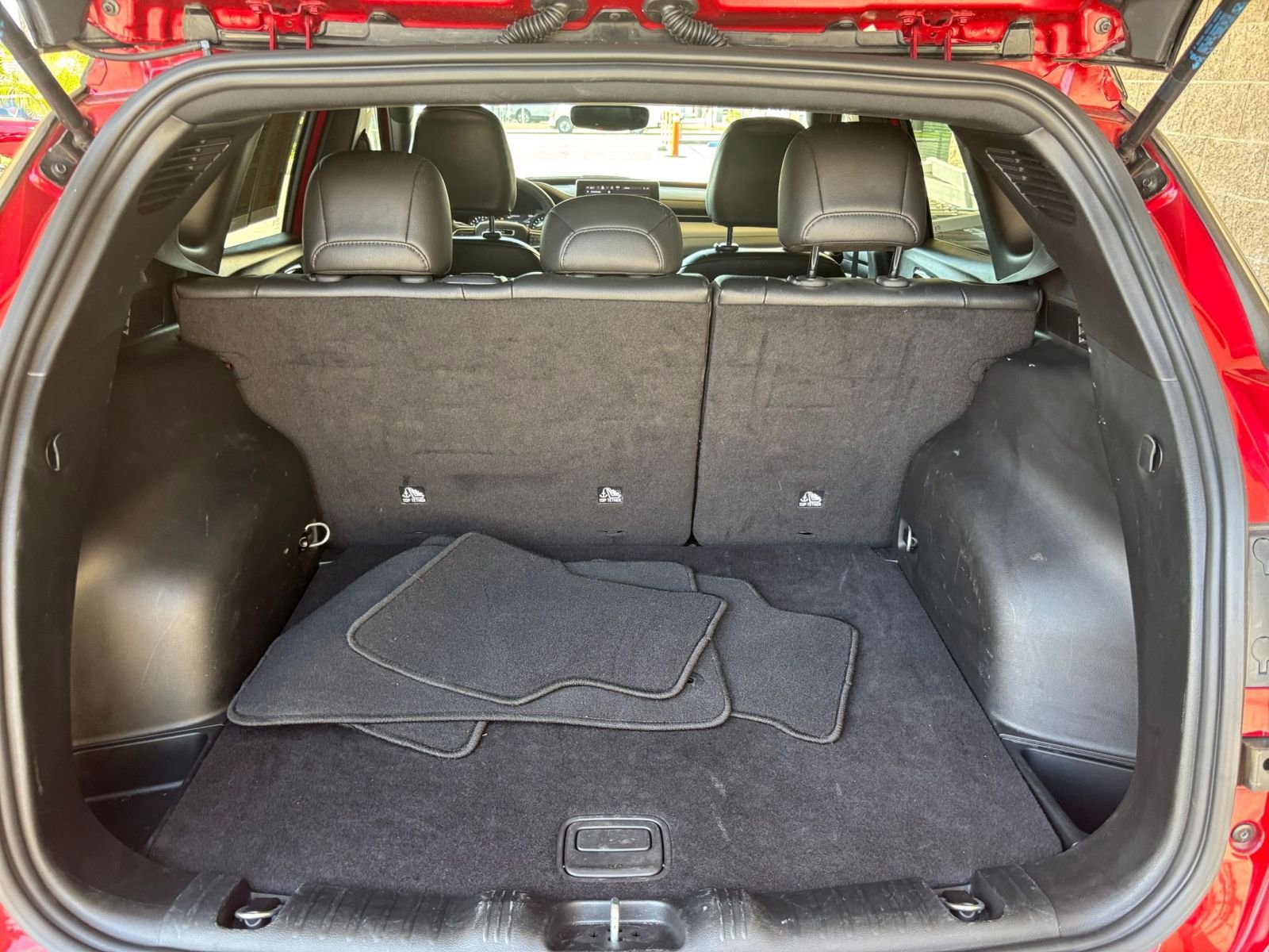 Used 2025 Jeep Compass Limited AWD/4WD image 32