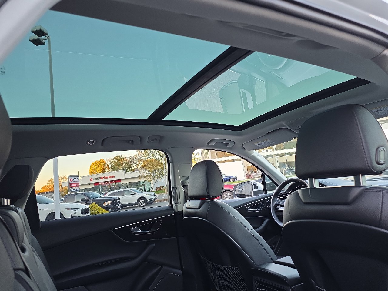 Used 2023 Audi Q7 2.0T Premium w/ Convenience Package image 41