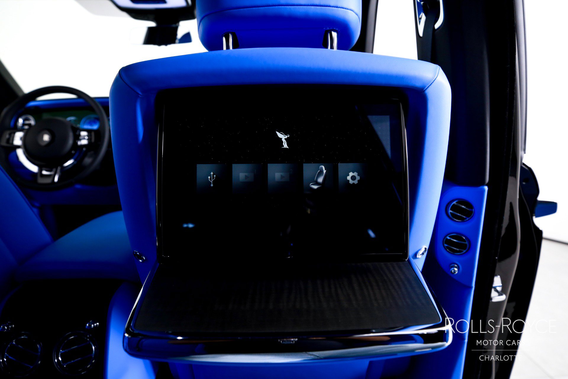 New 2026 Rolls-Royce Cullinan image 32