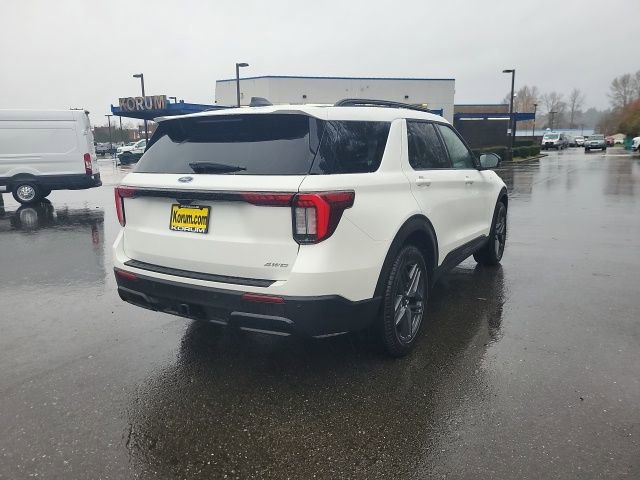 New 2026 Ford Explorer ST-Line w/ ST-Line Street Pack image 8