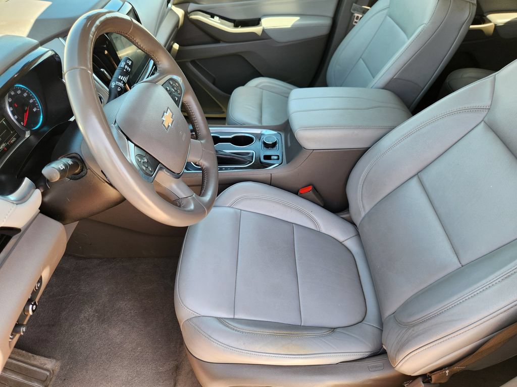 Used 2019 Chevrolet Traverse LT FWD image 12