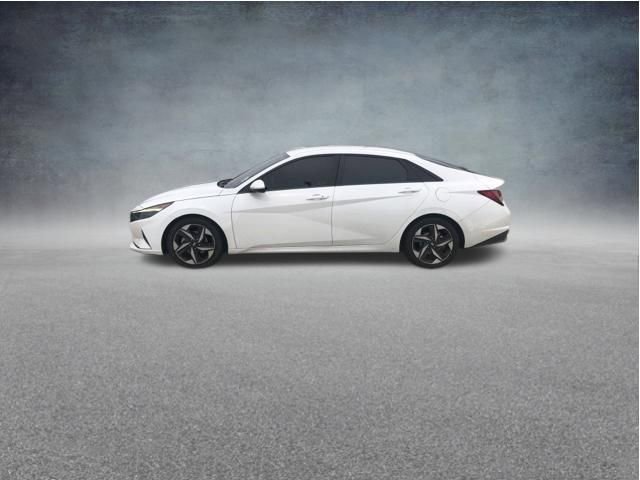 Used 2023 Hyundai Elantra SEL w/ Convenience Package FWD image 6