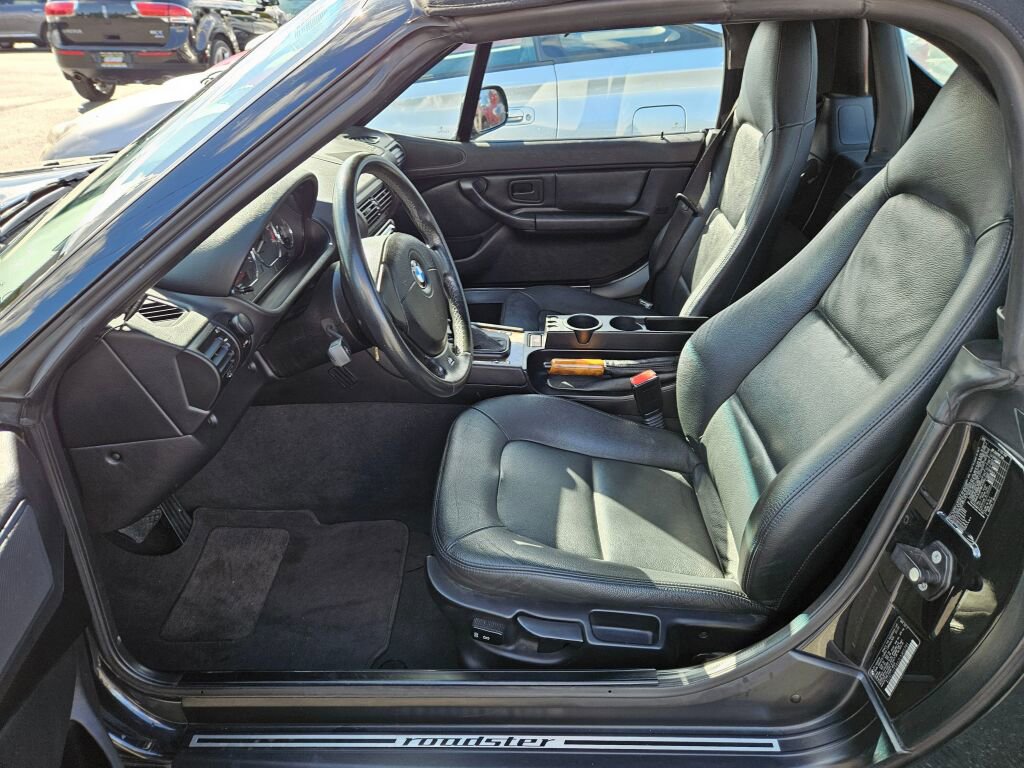 Used 2002 BMW Z3 2.5i image 11