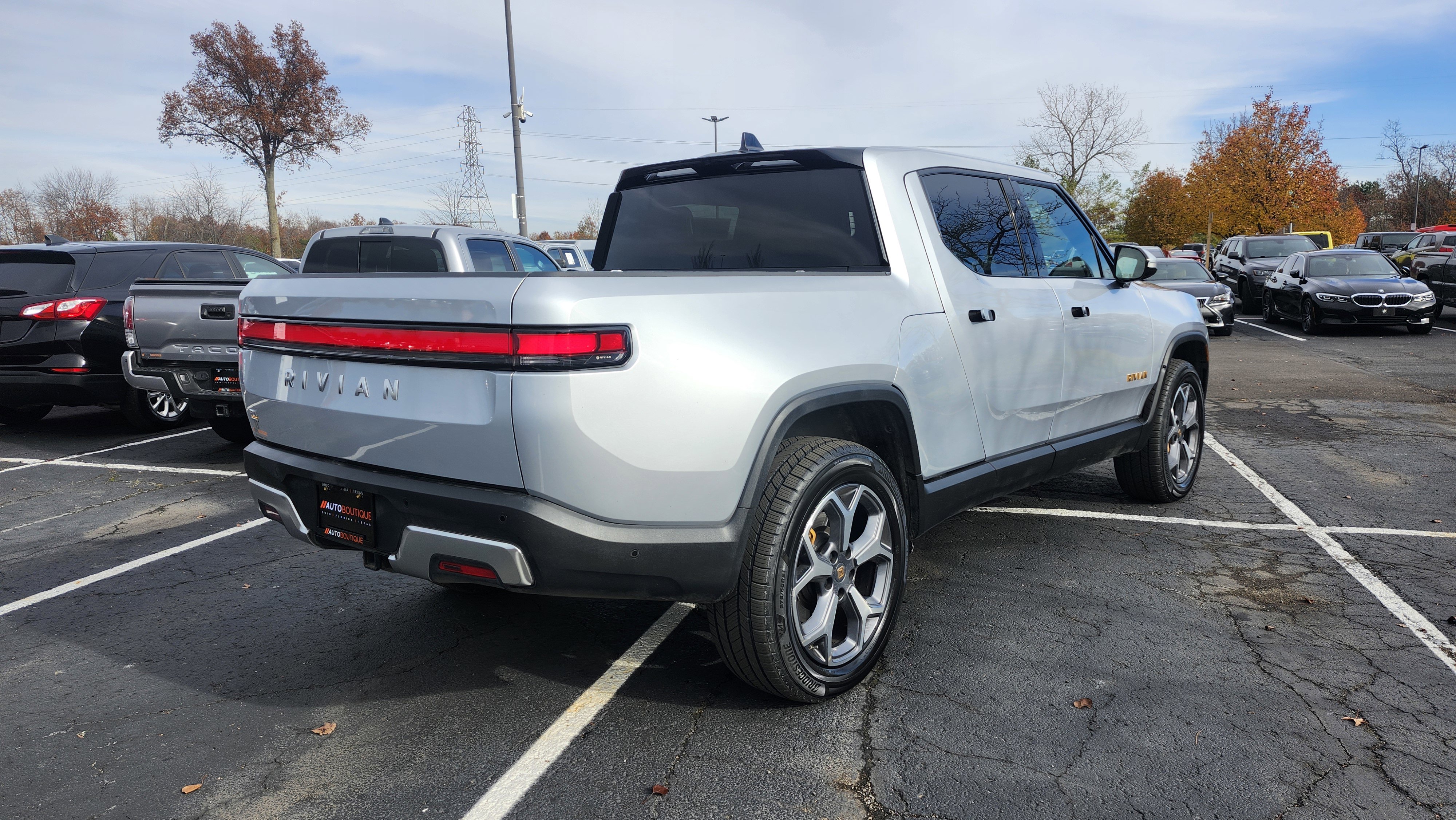 Used 2022 Rivian R1T Launch Edition image 17