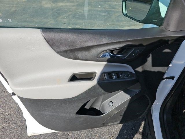 Used 2022 Chevrolet Equinox LT AWD/4WD image 20