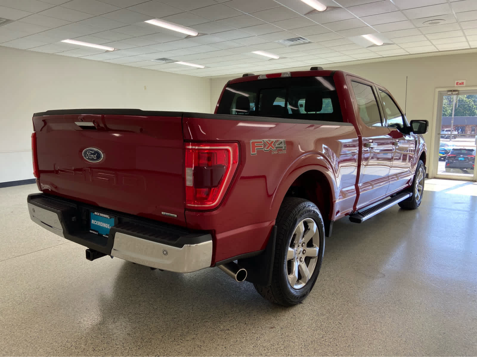 Used 2022 Ford F150 XLT w/ Equipment Group 302A High image 8