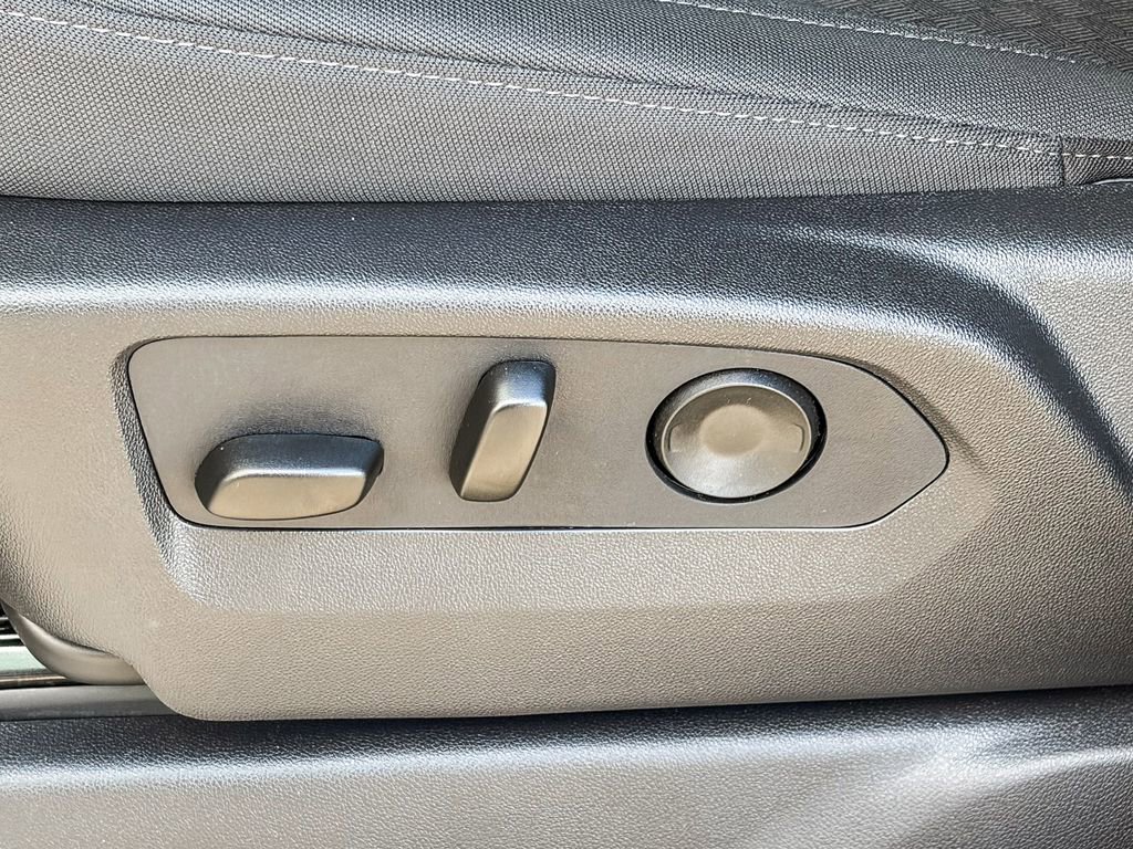 Used 2026 Chevrolet Silverado 1500 LT image 20