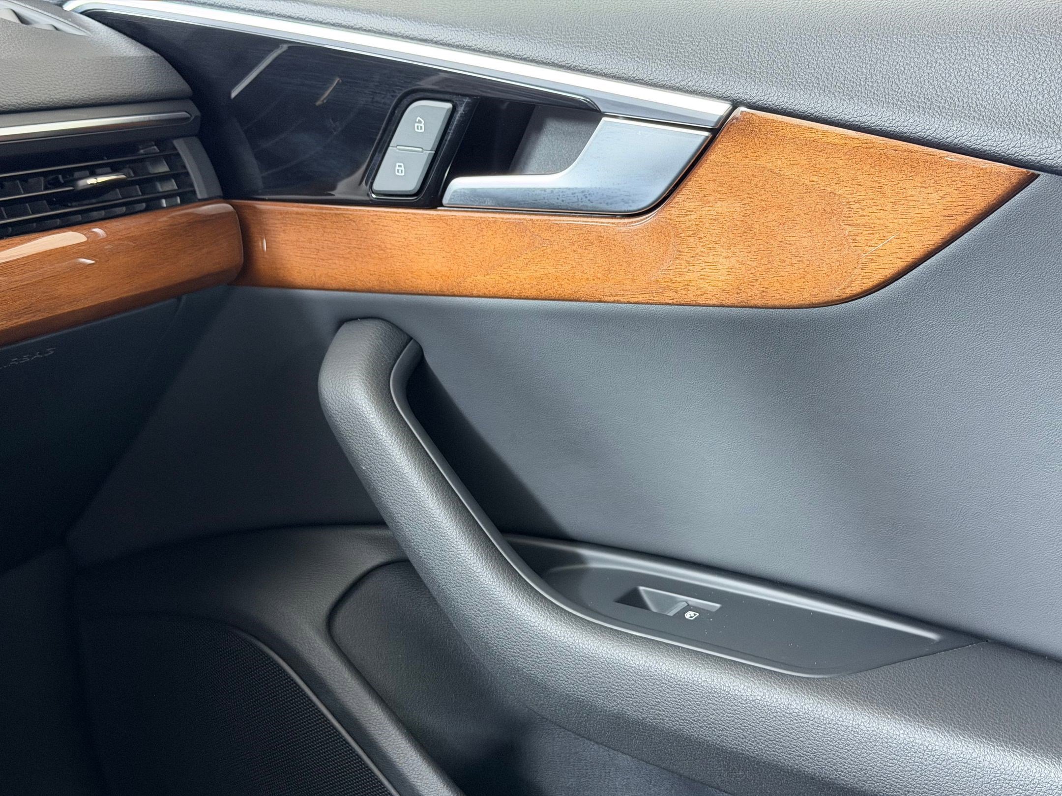 Used 2020 Audi A5 2.0T Premium image 25