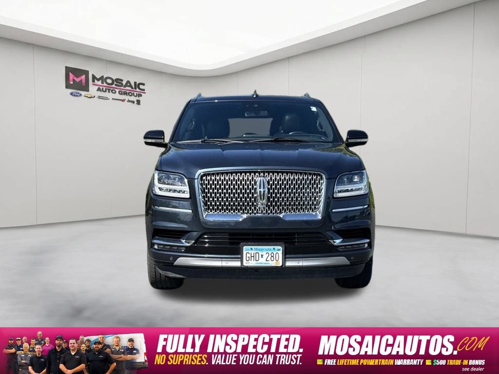 Used 2021 Lincoln Navigator L Reserve w/ Luxury Package AWD/4WD image 2