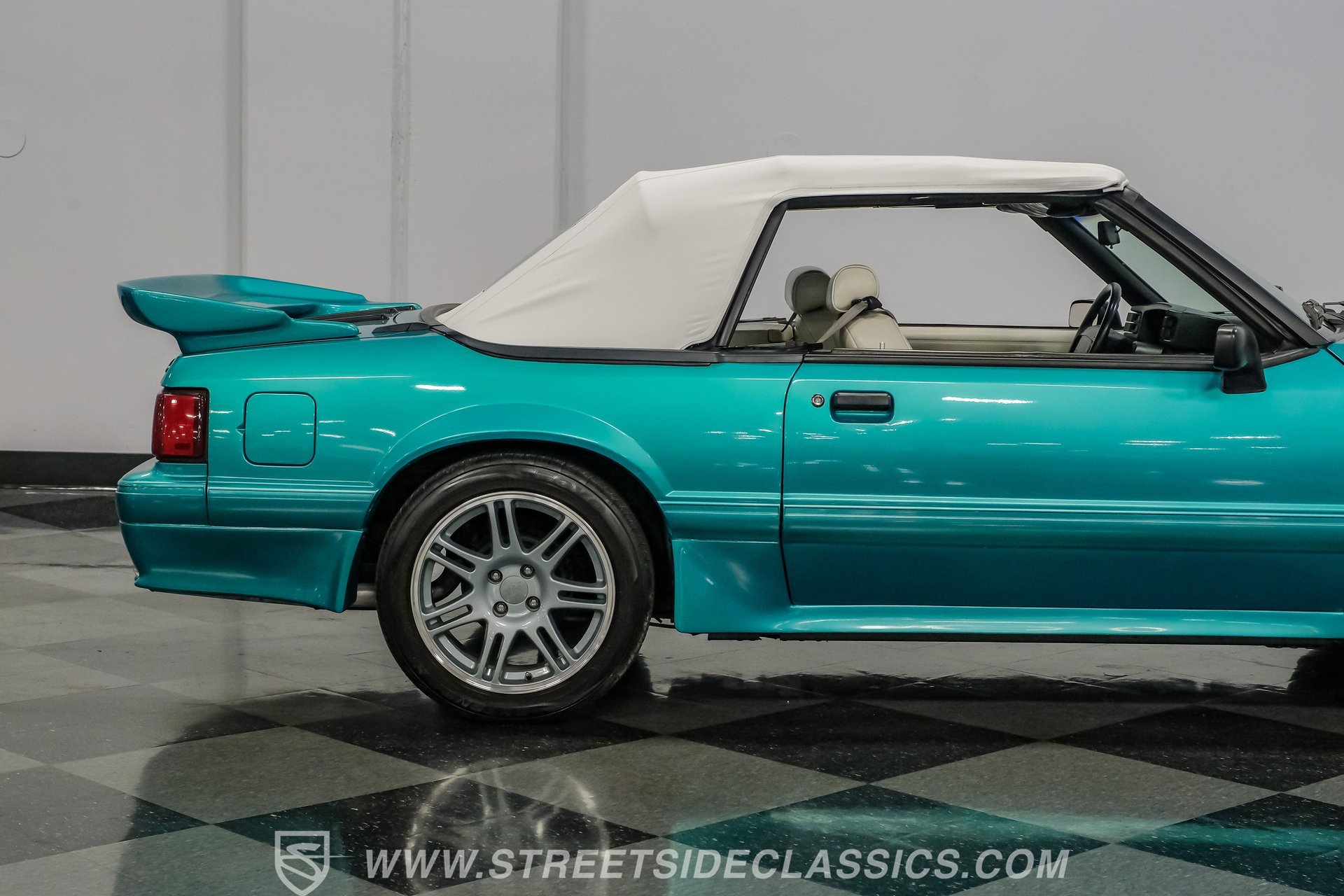 Used 1991 Ford Mustang LX RWD image 29