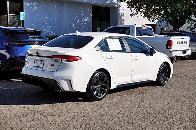 Used 2024 Toyota Corolla SE image 8