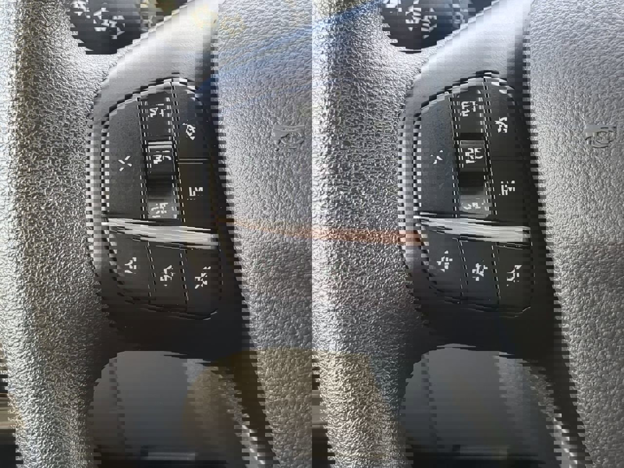 Used 2024 Ford Transit 350 XLT image 22