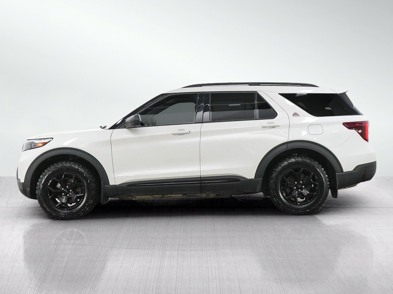 Used 2023 Ford Explorer Timberline AWD/4WD image 2