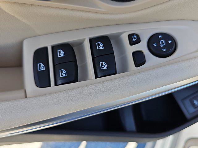 Certified 2024 BMW 330i Sedan w/ Premium Package image 27