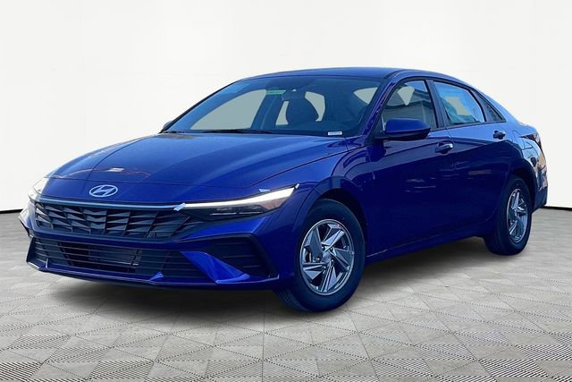 New 2026 Hyundai Elantra SE w/ Cargo Package image 2