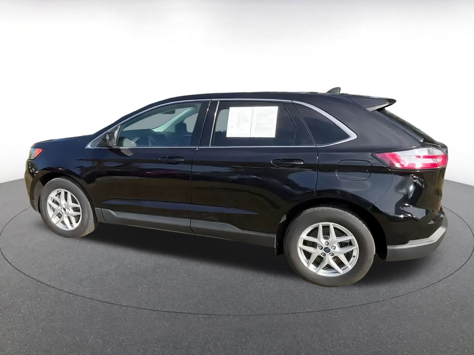 Used 2022 Ford Edge SEL image 10
