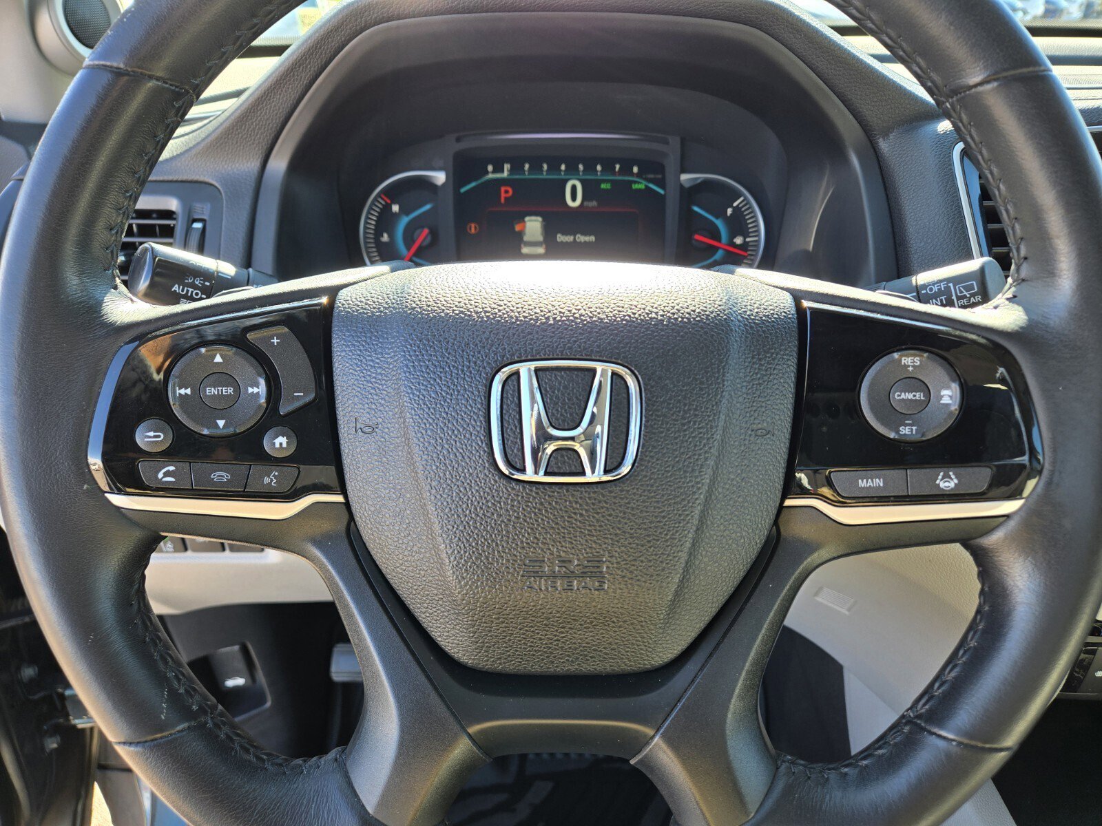 Used 2020 Honda Pilot Touring image 24