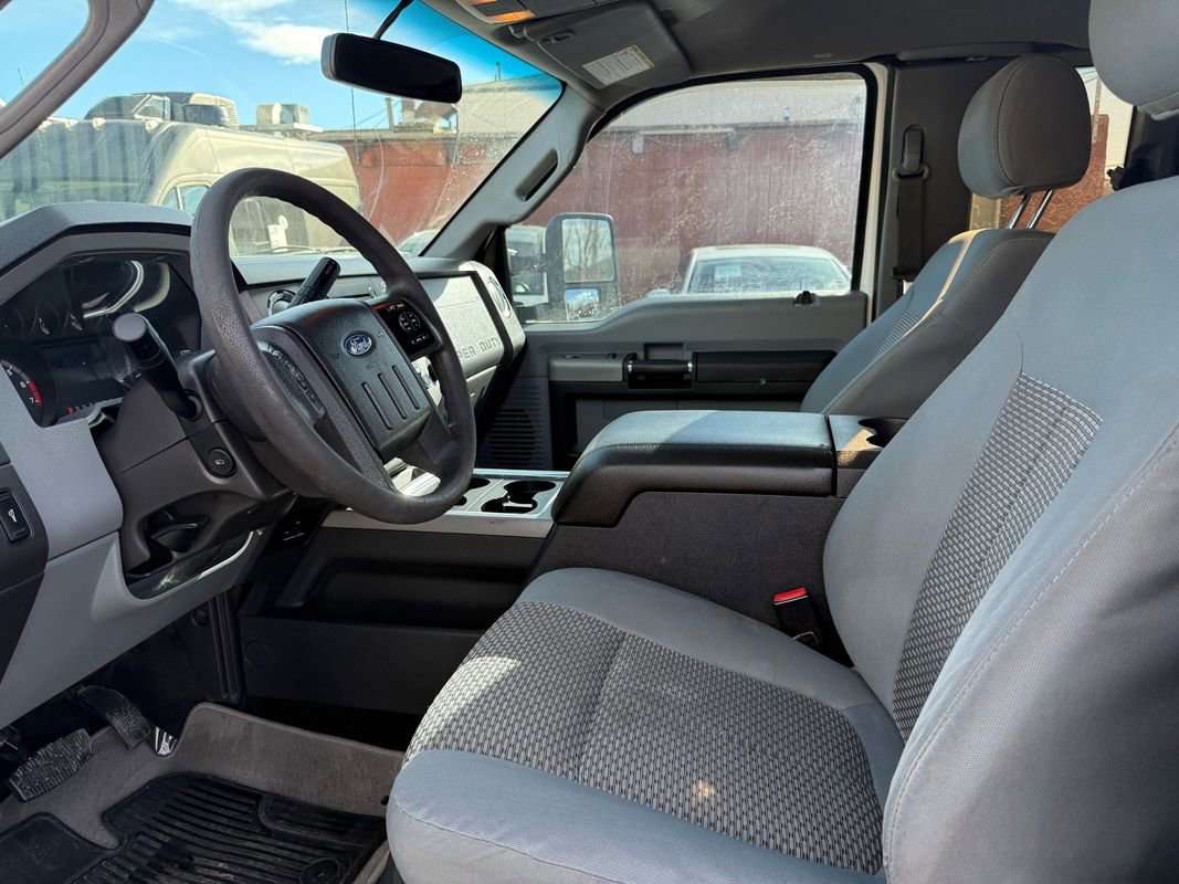 Used 2016 Ford F250 XLT w/ XLT Interior Package image 14