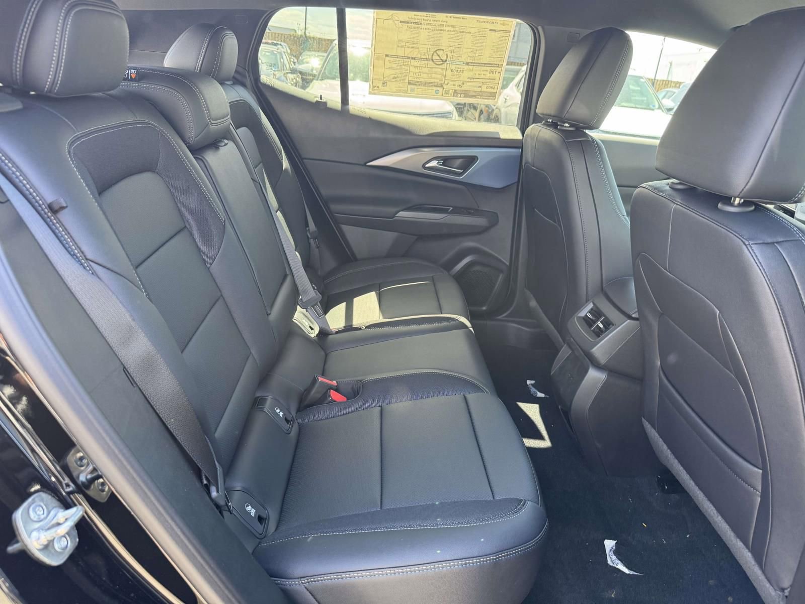 New 2026 Chevrolet Equinox EV LT w/ LPO, Blackout Package FWD image 28