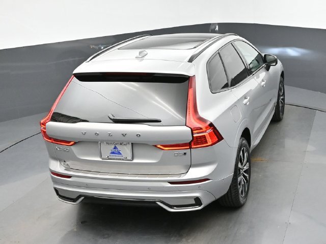Used 2024 Volvo XC60 B5 Plus w/ Protection Package Premier AWD/4WD image 45