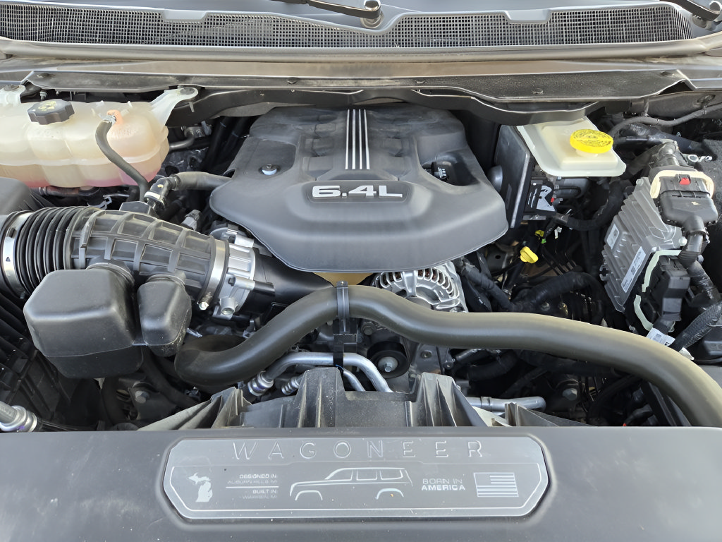 Used 2023 Jeep Grand Wagoneer Series II AWD/4WD image 30