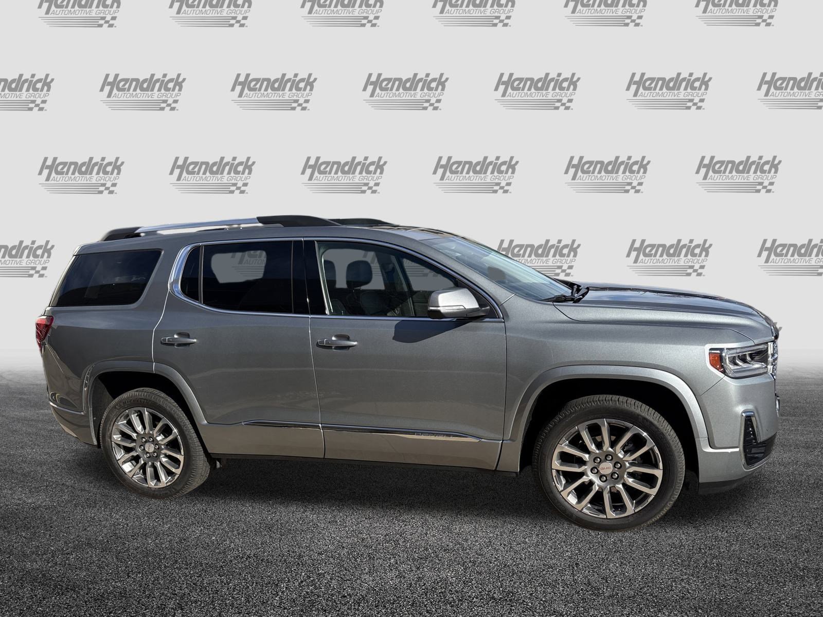 Used 2023 GMC Acadia Denali w/ Denali Technology Package image 11