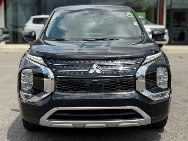 Used 2024 Mitsubishi Outlander SE FWD image 2