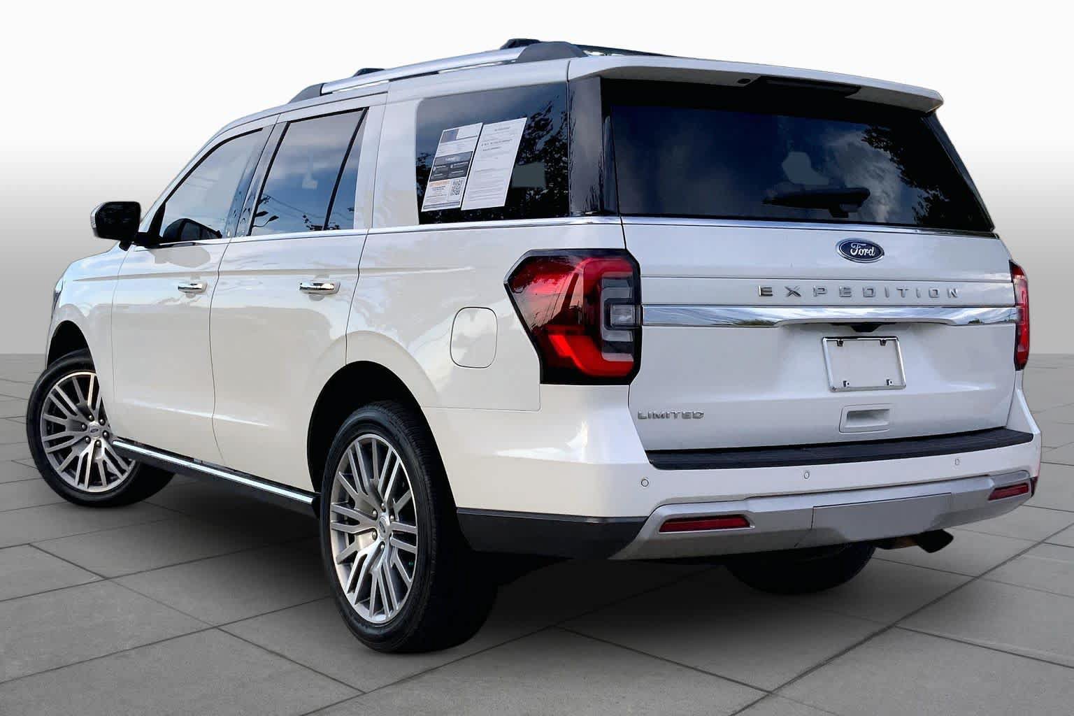 Used 2022 Ford Expedition Limited AWD/4WD image 12