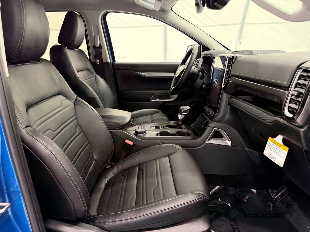 New 2025 Ford Ranger Lariat w/ FX4 Off-Road Package image 19