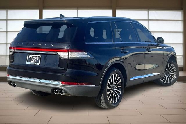 Used 2020 Lincoln Aviator Reserve w/ Elements Package Plus image 2