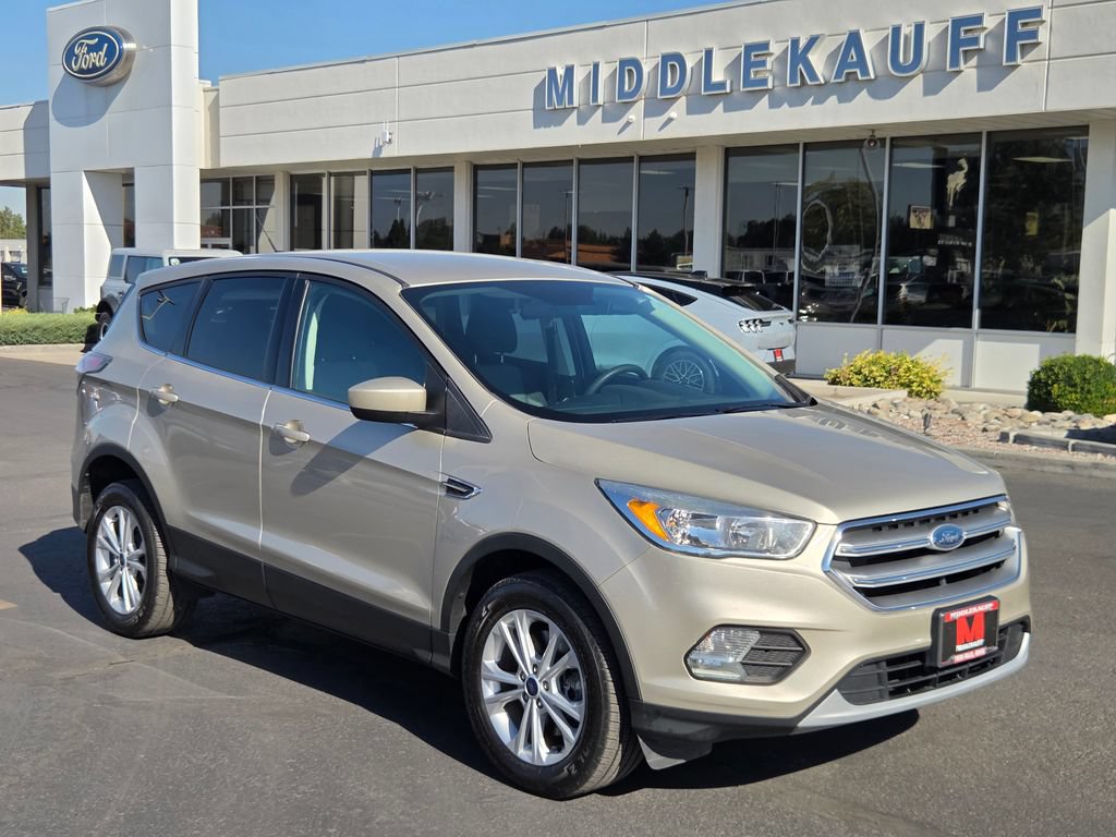 Used 2017 Ford Escape SE