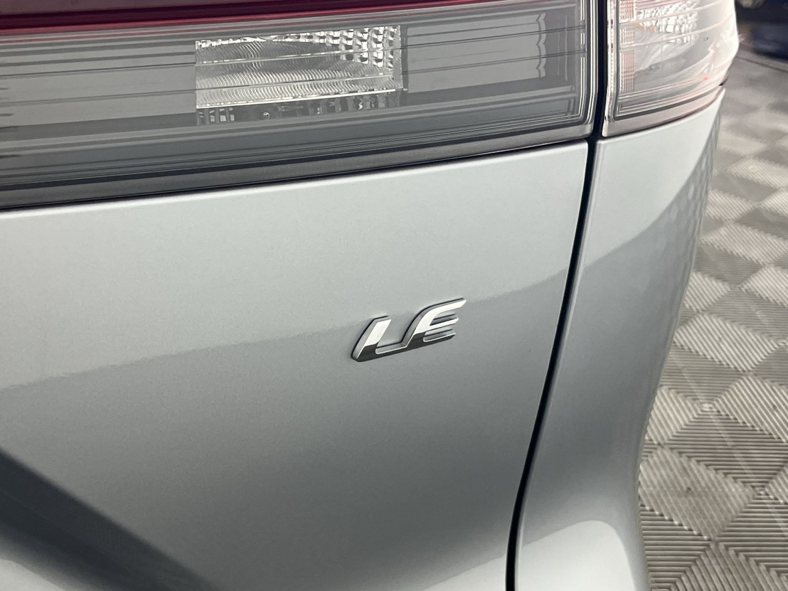 Used 2026 Toyota Corolla Cross LE FWD image 27
