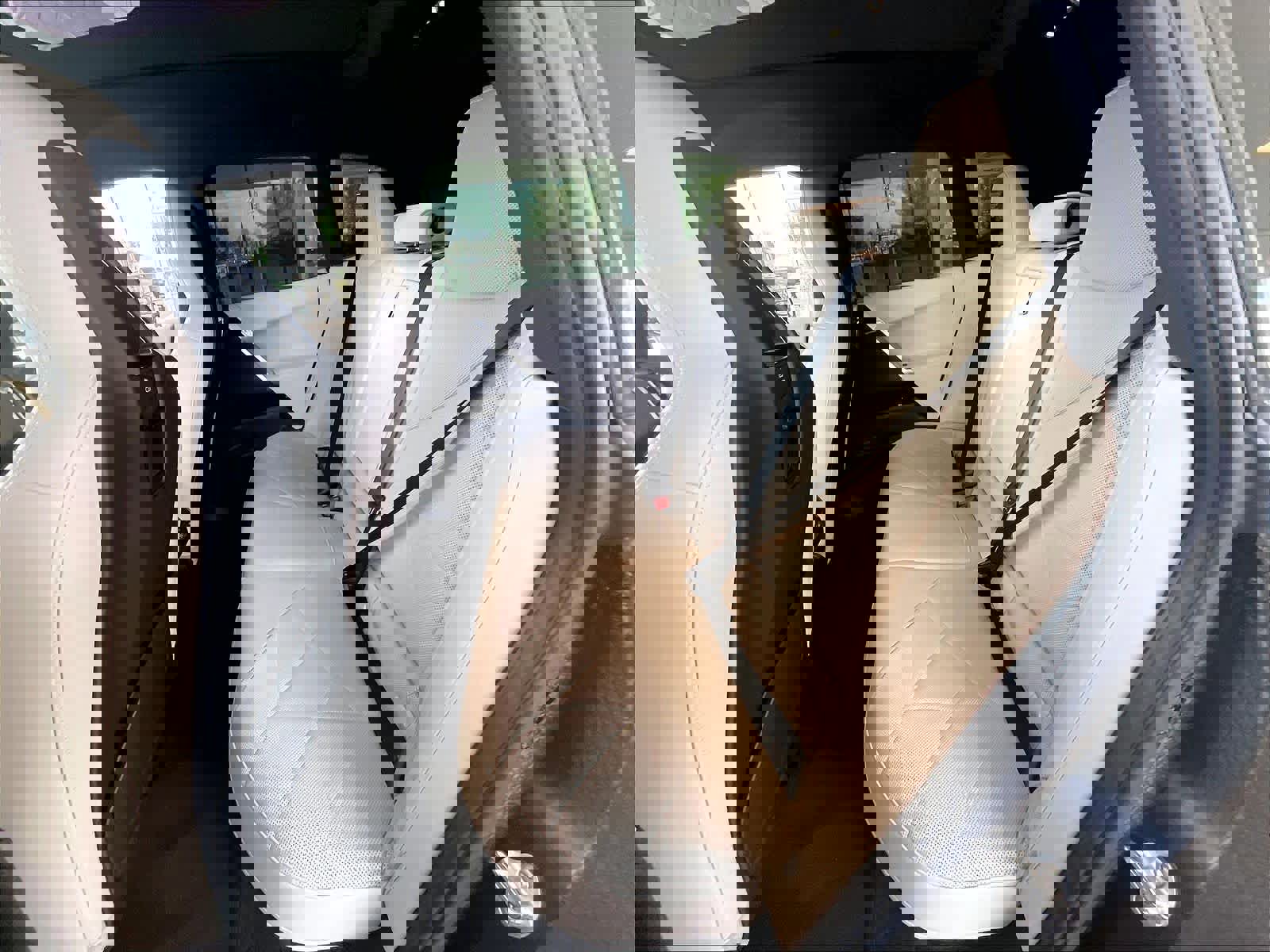 Used 2024 BMW iX xDrive50 w/ Sport Package image 27