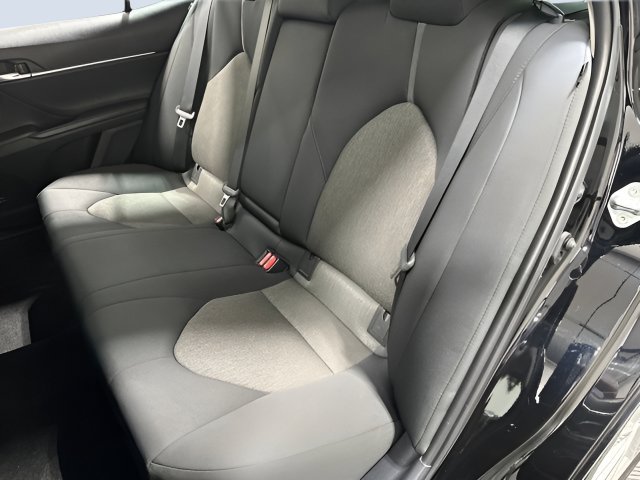 Used 2021 Toyota Camry LE w/ Carpet Mat Package (TMS) FWD image 27