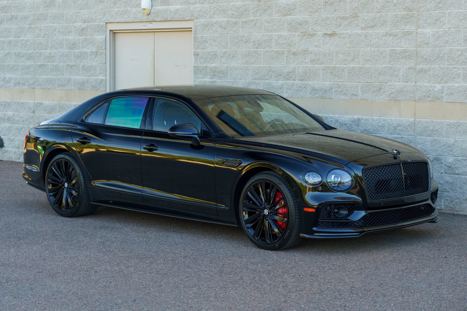 Used 2024 Bentley Flying Spur S W12 AWD/4WD image 30