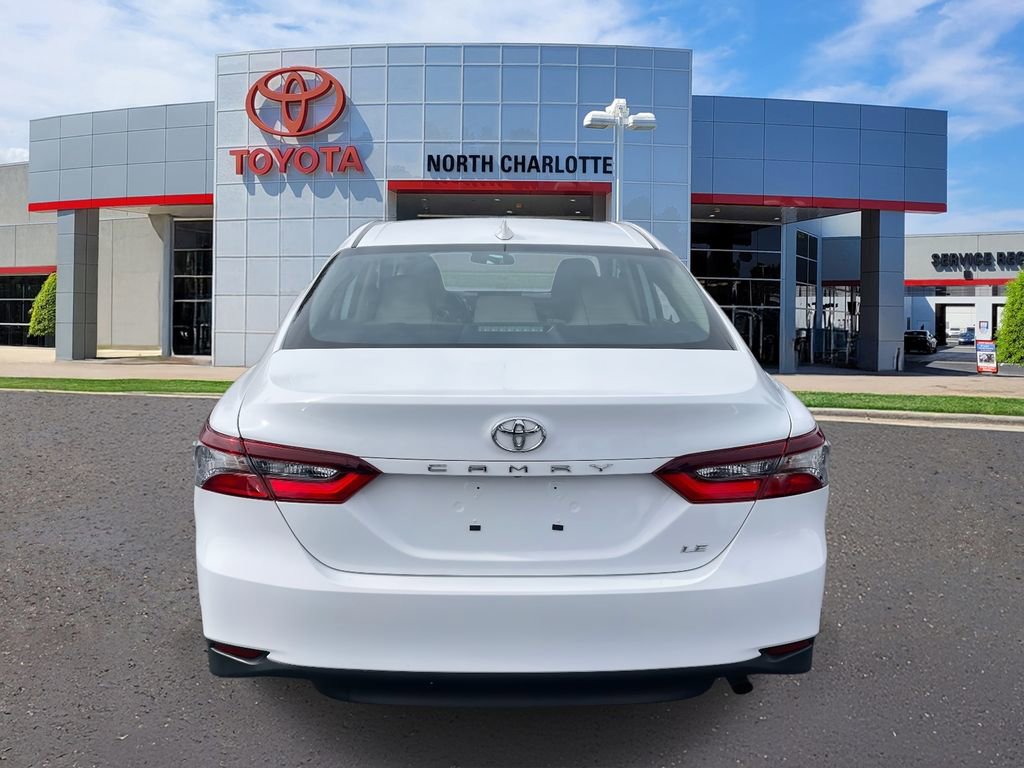 Used 2024 Toyota Camry LE image 9